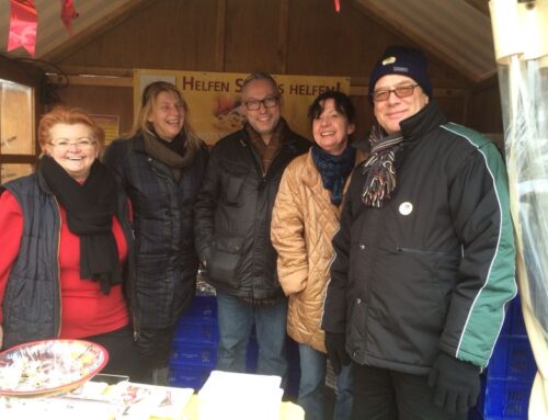 Gemeinsame Weihnachtsmarkt-Aktion in Saarlouis